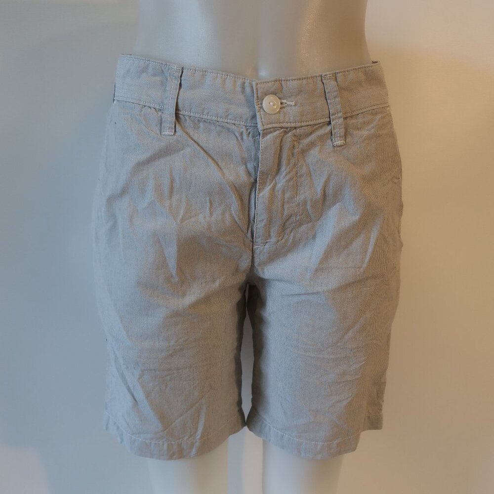 Mens Sku Light Gray White Pinstripe Contrast Flat Front Shorts 30